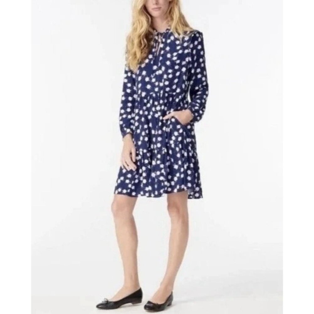 J. Crew Women’s tiered floral midi dress Tie neck Medium size Navy purple - Picture 3 of 14
